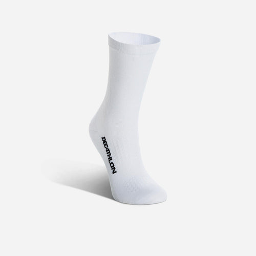 





CHAUSSETTES VELO 900