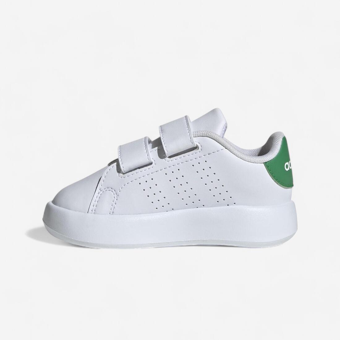 article en promo : Chaussure adidas advantage bébé (20 au 27)  - blanc et vert