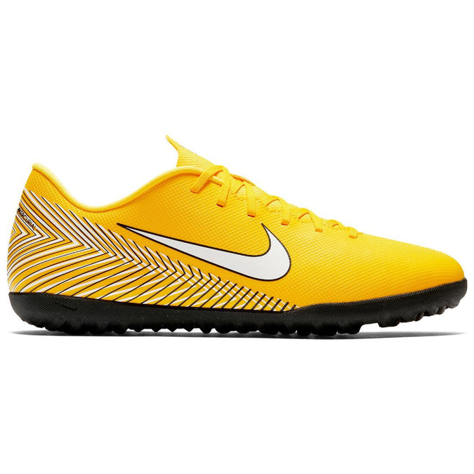 





Chaussure de football adulte Vapor X Club HG noire jaune rouge, photo 1 of 8